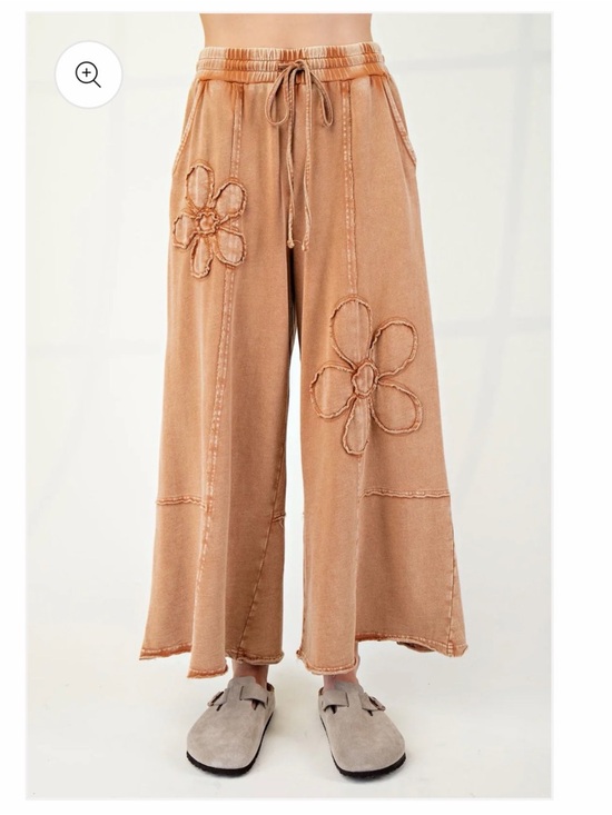 Sold - Picture 2 of 6